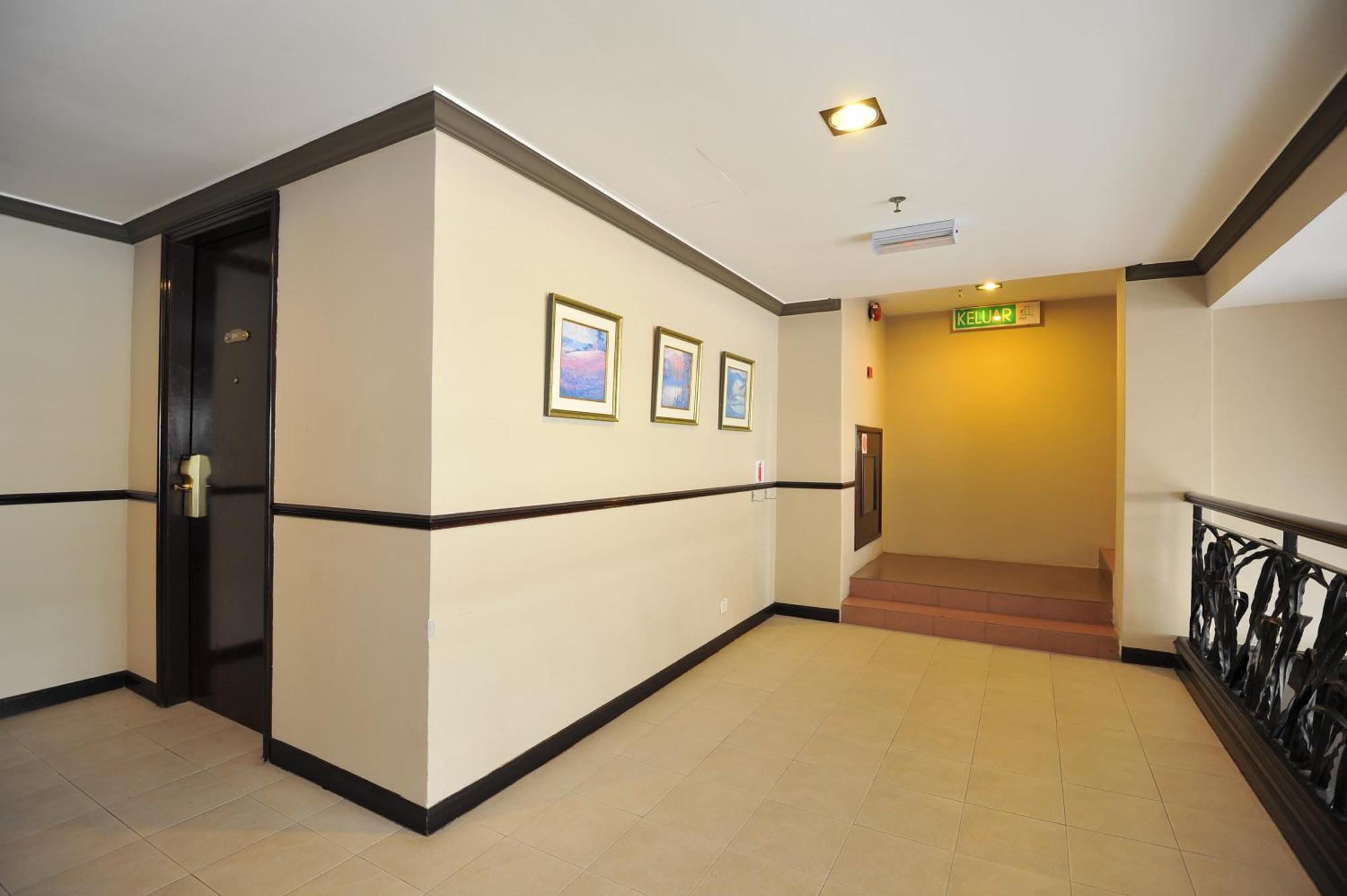 Hotel Mimosa Malacca Екстериор снимка