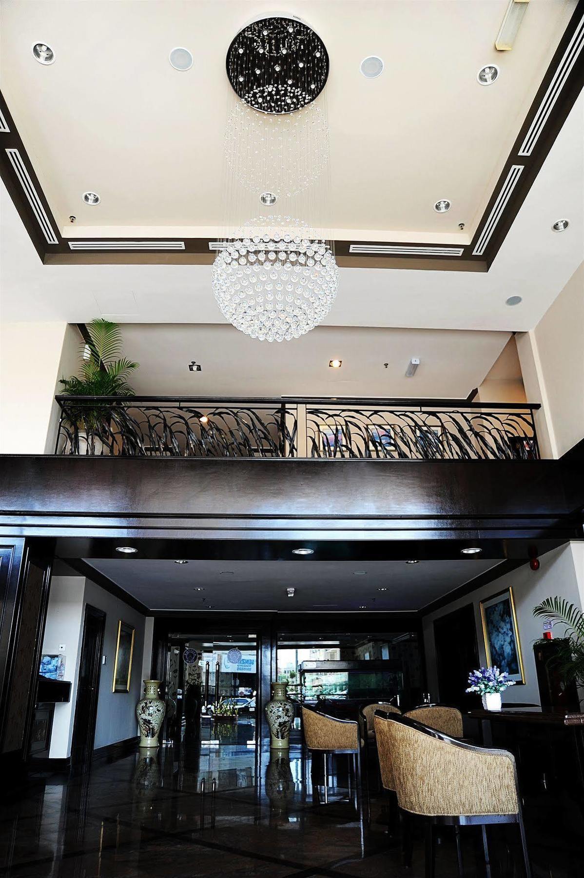 Hotel Mimosa Malacca Екстериор снимка