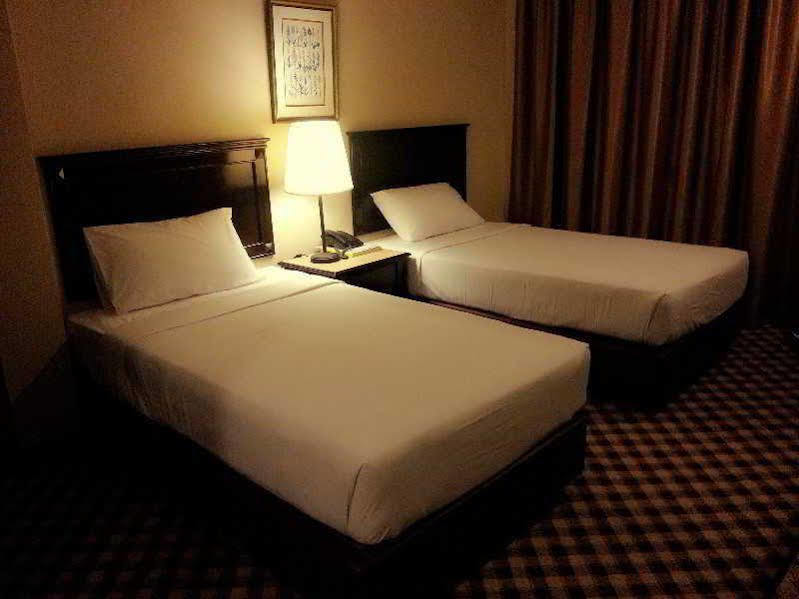 Hotel Mimosa Malacca Екстериор снимка