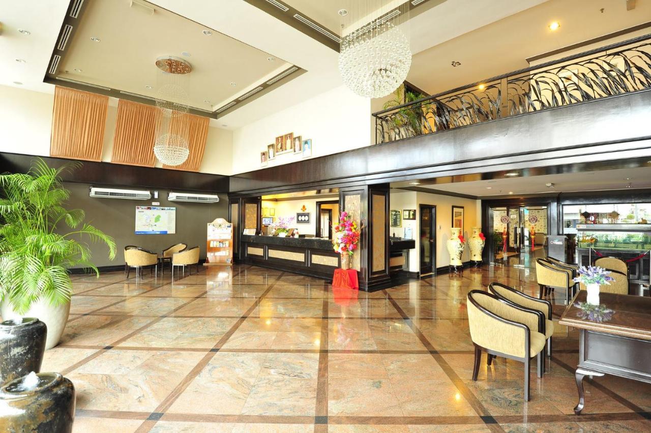 Hotel Mimosa Malacca Екстериор снимка
