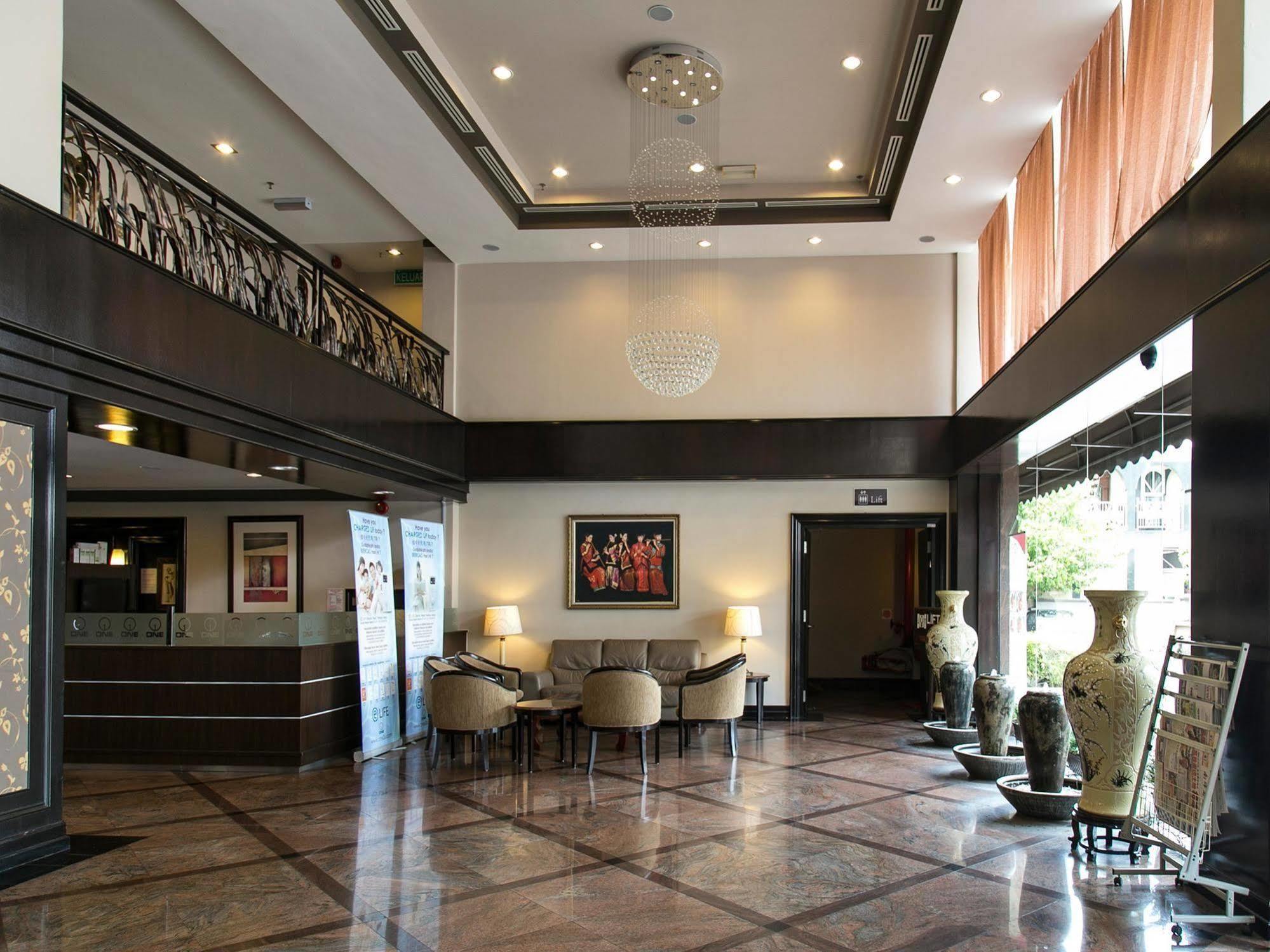 Hotel Mimosa Malacca Екстериор снимка