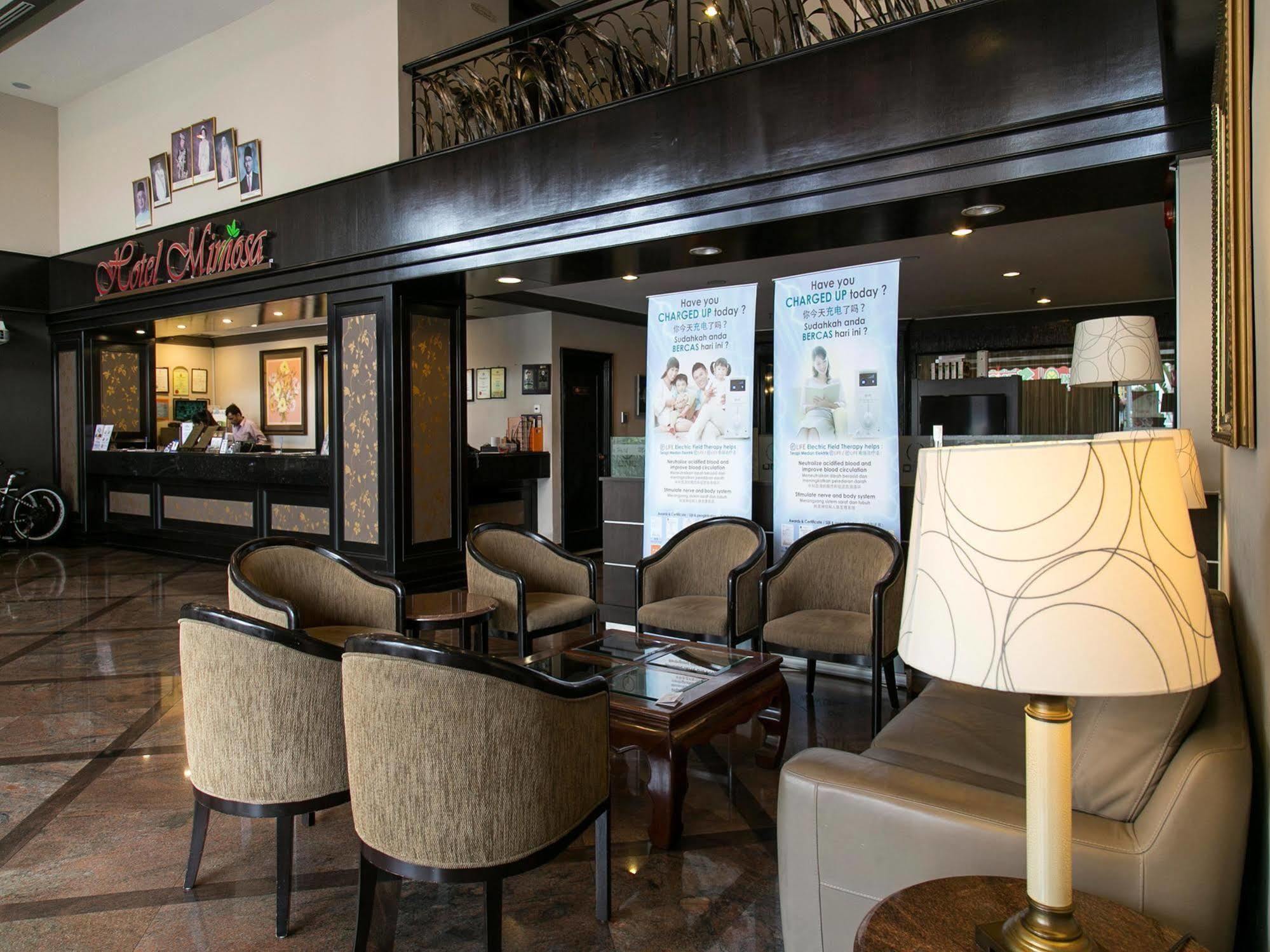Hotel Mimosa Malacca Екстериор снимка