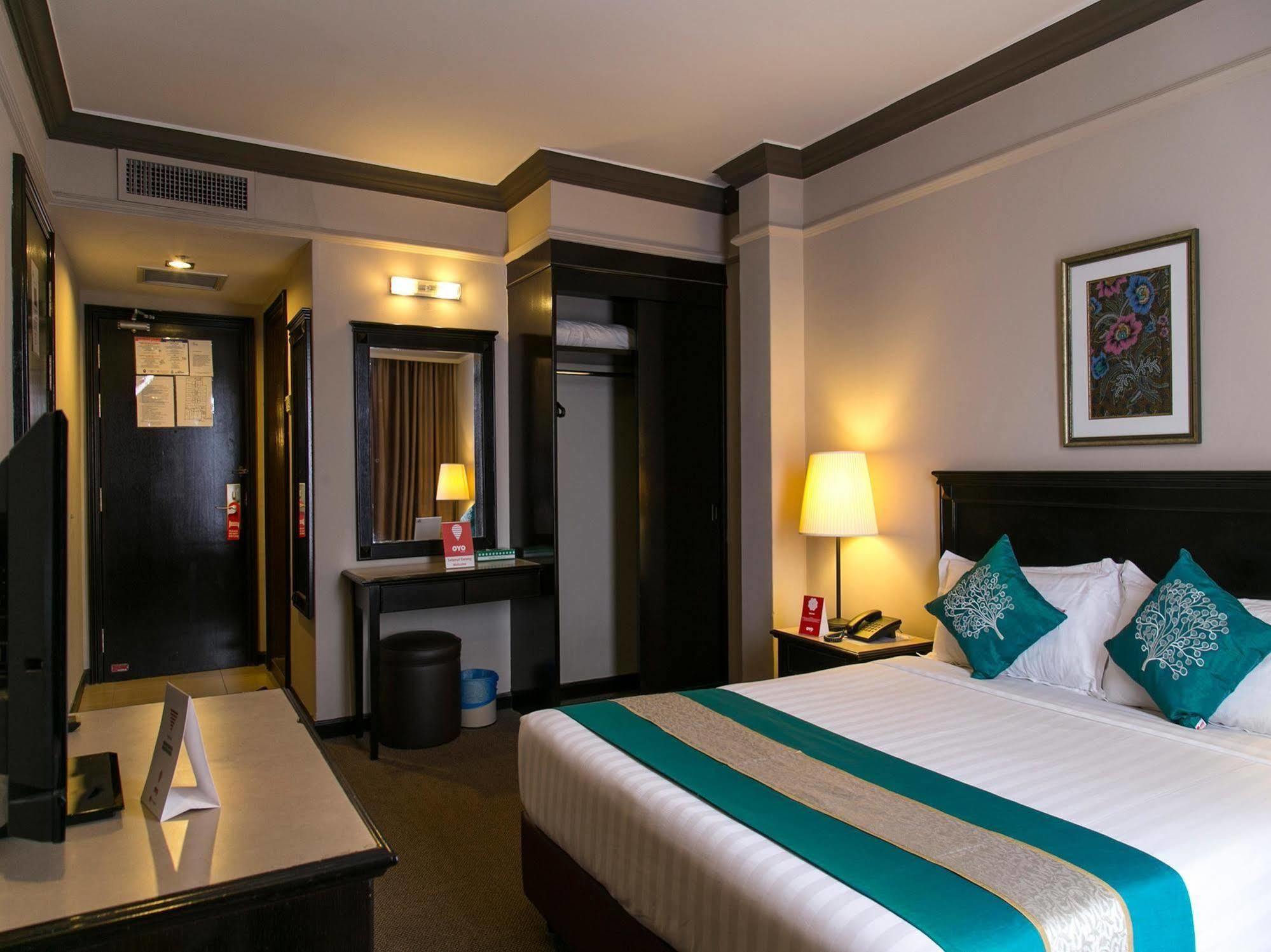 Hotel Mimosa Malacca Екстериор снимка